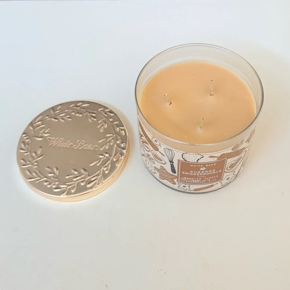 NEW Bath and Body Works White Barn‎ Sugared Snickerdoodle 3 Wick Candle 14.5 Oz